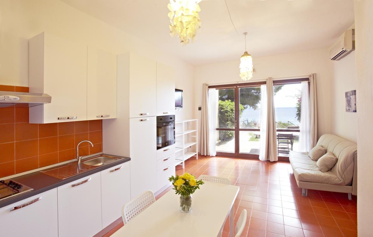 Pinus Village Sea Front Apartment Pula Bagian luar foto
